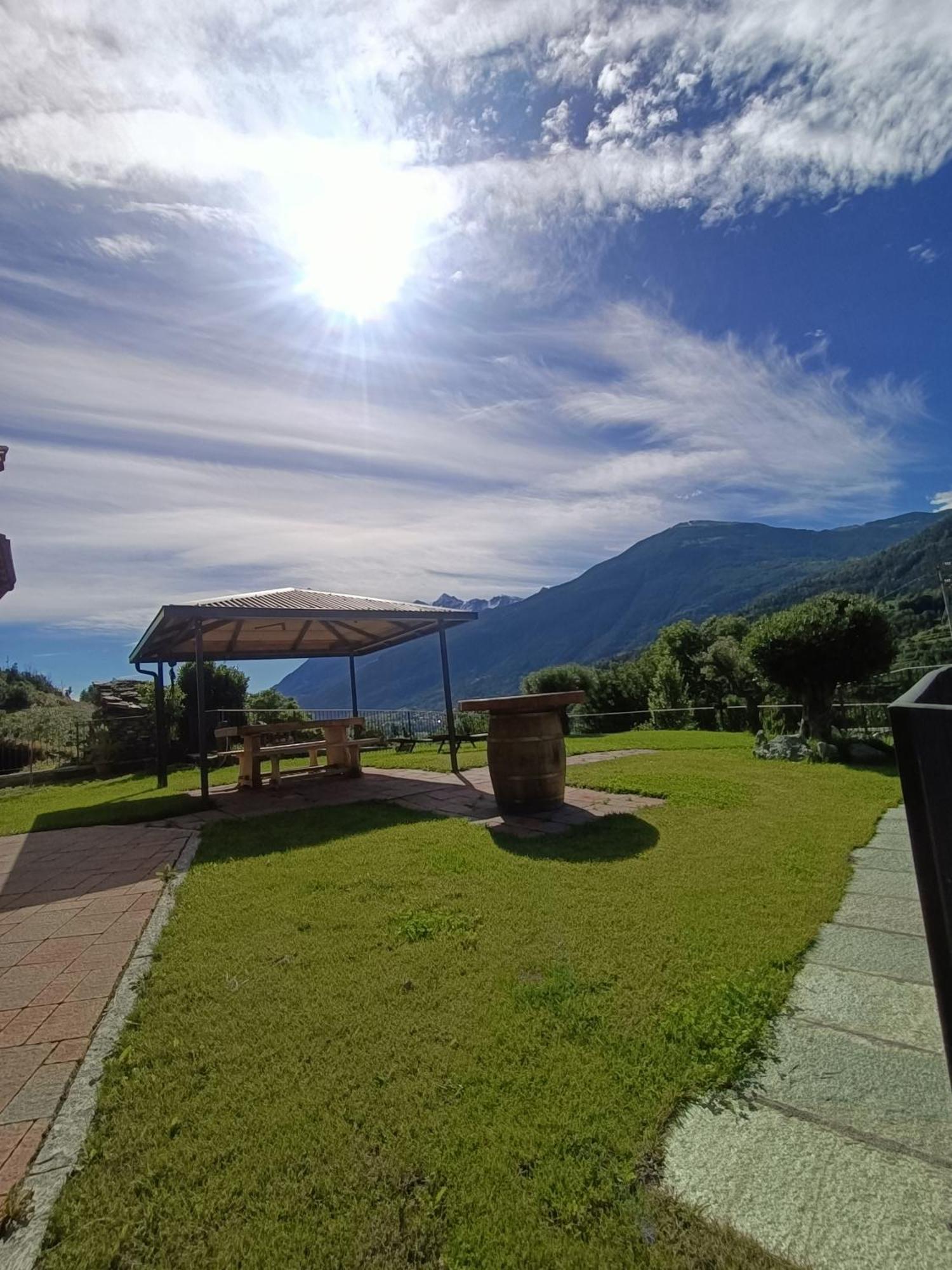 维莱内乌韦Le Temps Retrouve - Casa Tipica Con Giardino别墅 外观 照片